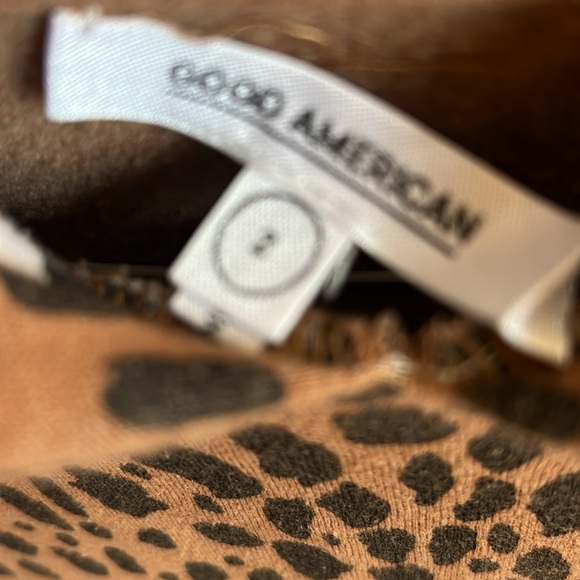 🍂🍂Good American size 2 (small) hoodie**Excellent** - Picture 3 of 3